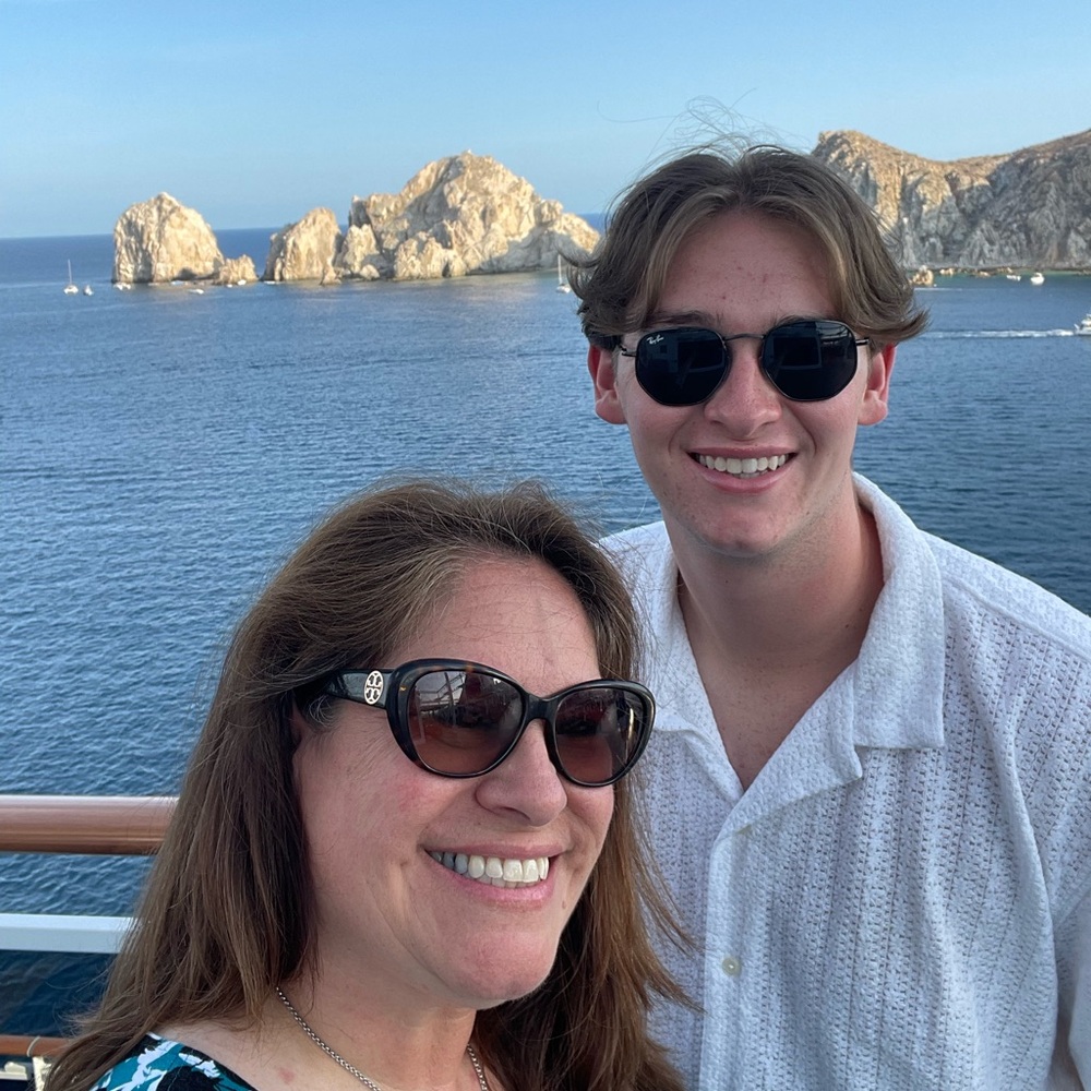 Meet your Posher, Theresa